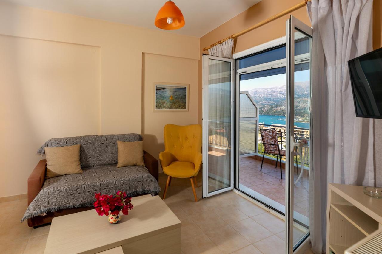 Antigone Apartments Argostoli Экстерьер фото