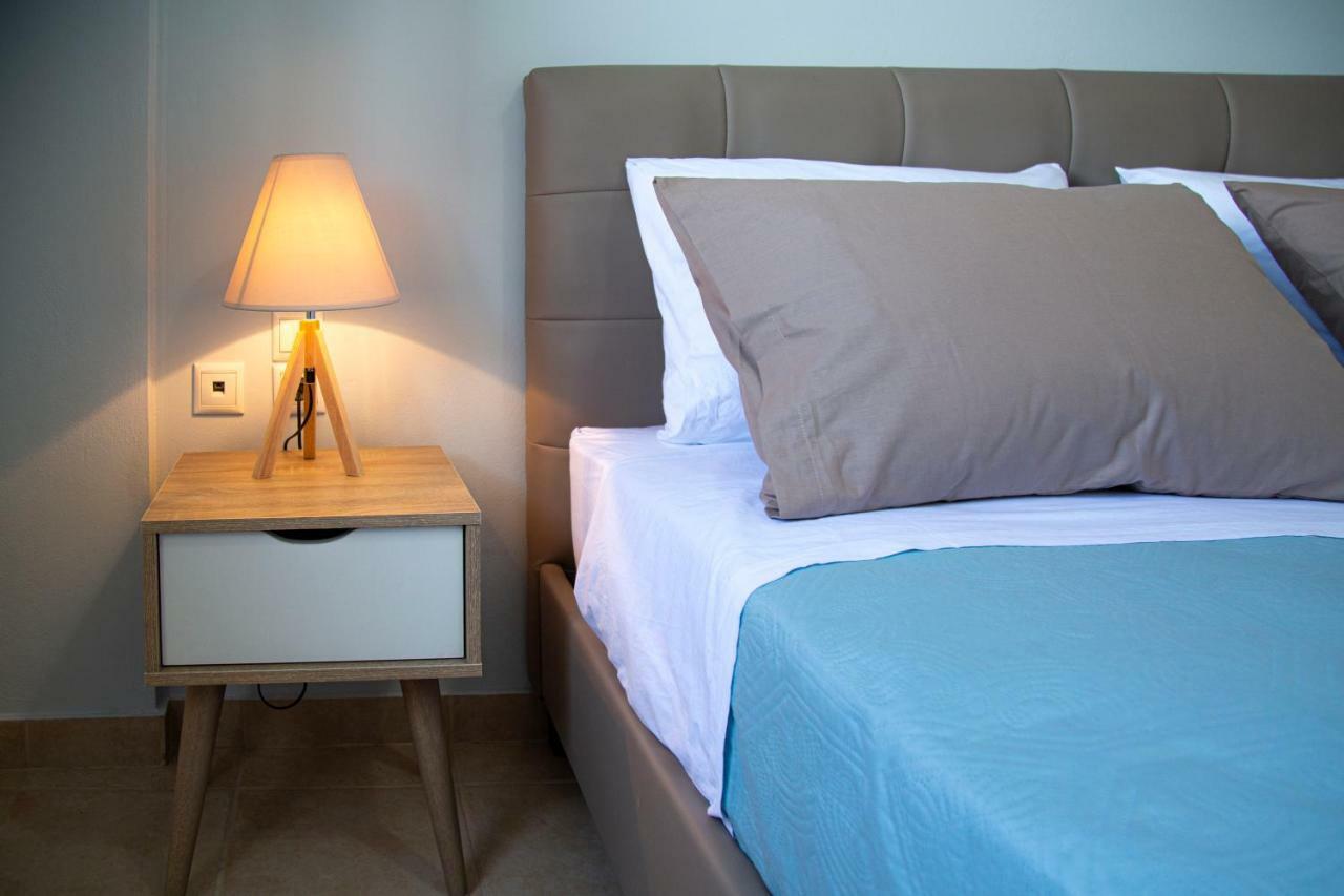 Antigone Apartments Argostoli Экстерьер фото