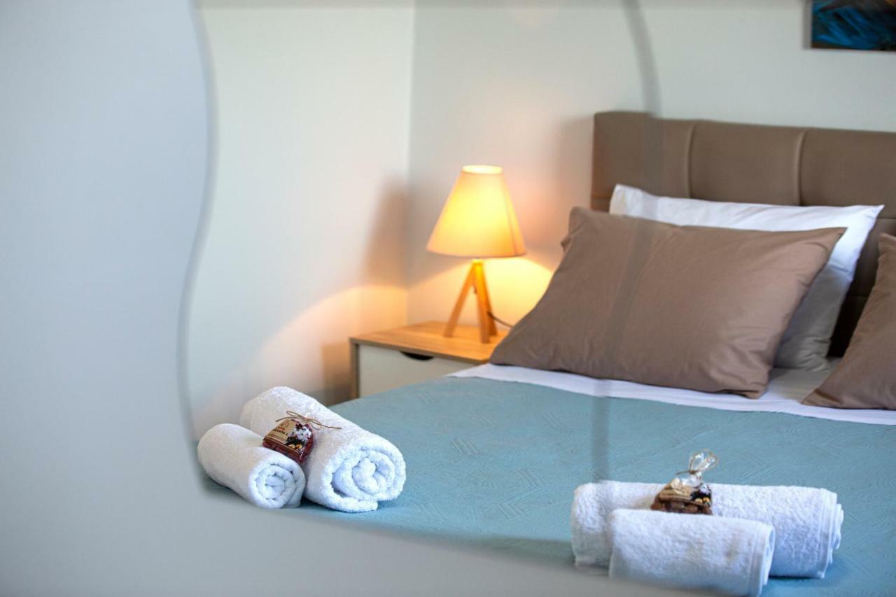 Antigone Apartments Argostoli Экстерьер фото